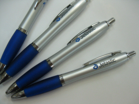 Ручка пластиковая SLIM с вашим логотипом под заказ