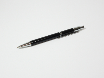 Металлическая ручка TIKO - черная